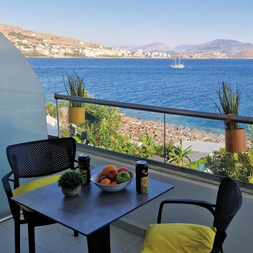 balkon-apartament-salty-breeze-saranda-18