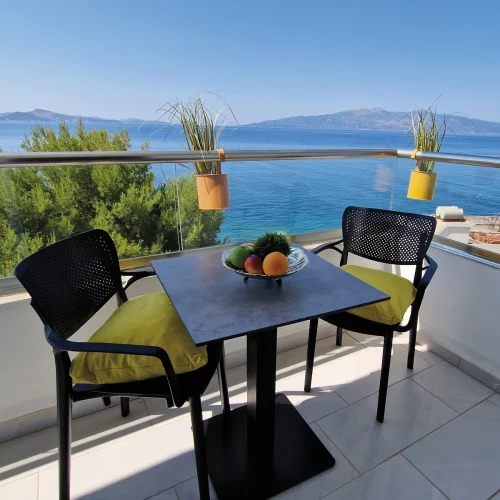 balkon-apartament-salty-breeze-saranda-7